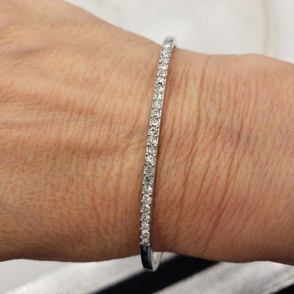 NIB Kate Spade Polished Sparkling Pave Crystal CZ Open End Cuff Bracelet Giftbox - Picture 4 of 8